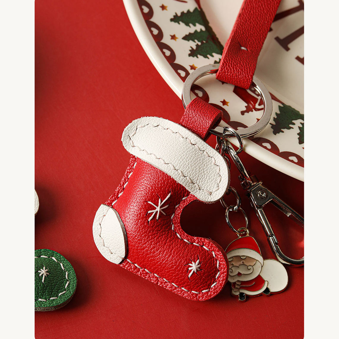 CUCUBIRD POPSEWING® Leather Christmas Sock Keychain DIY Kit