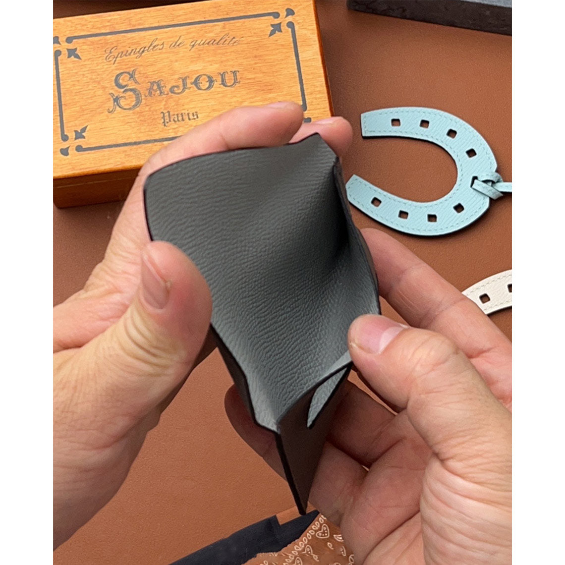 CUCUBIRD CUCUBIRD Full Grain Leather Classic Envelope Card Holder DIY Kits ?