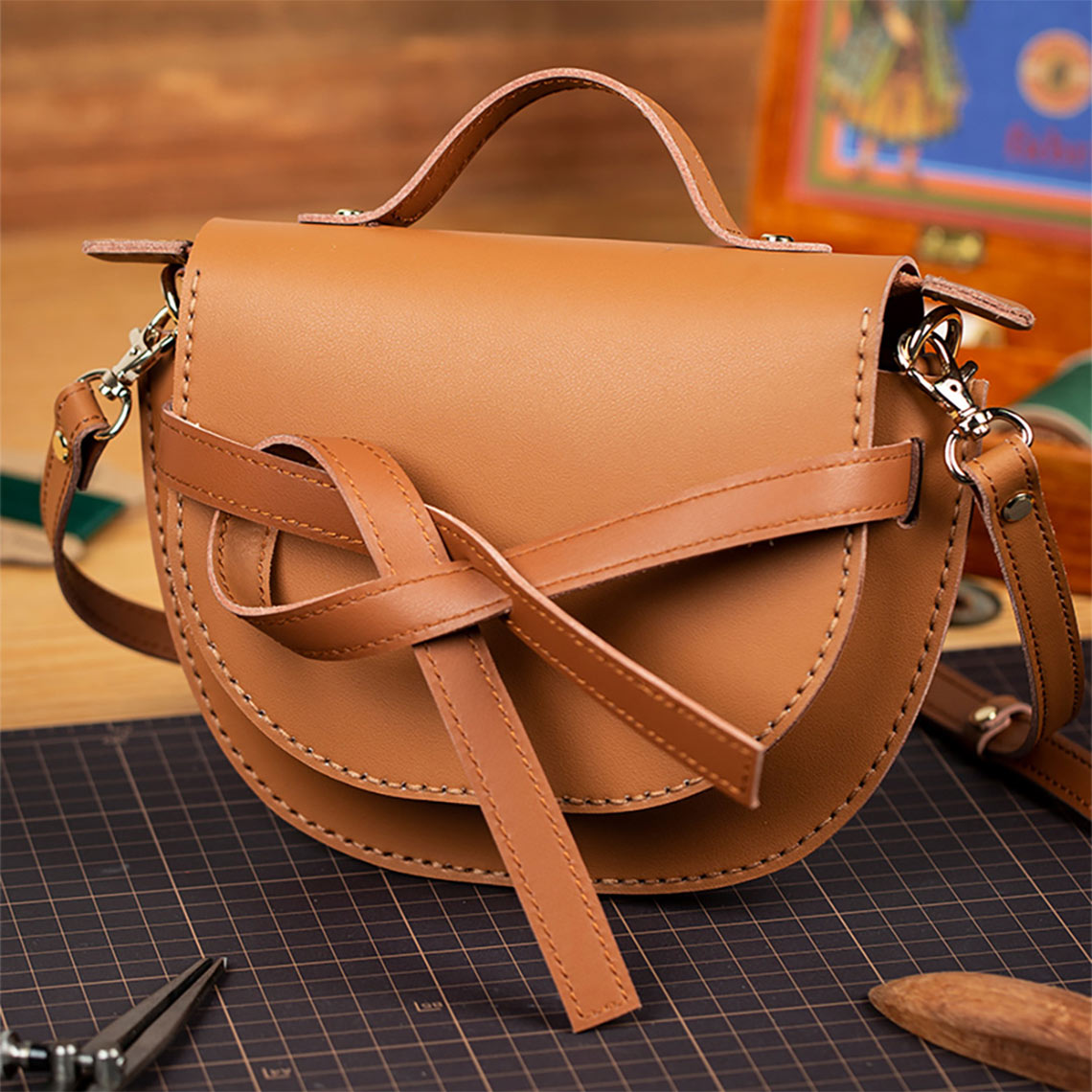 CUCUBIRD Leather Belt Saddle Crossbody Gate Bag DIY Kit ?