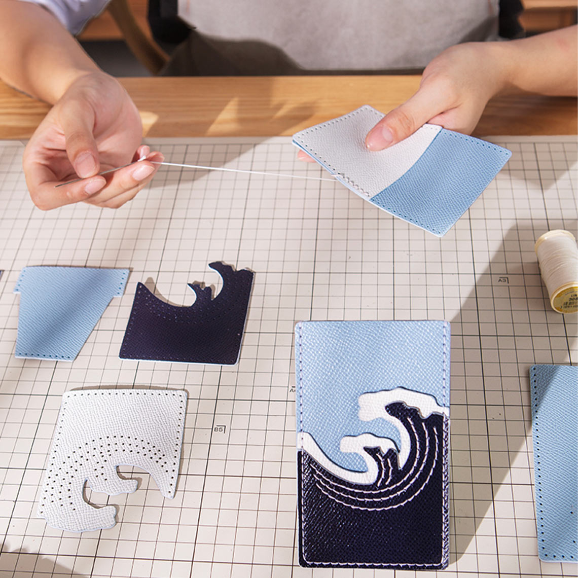 CUCUBIRD Leather Painting Card Holder DIY Kit Finished-Product-Wave?