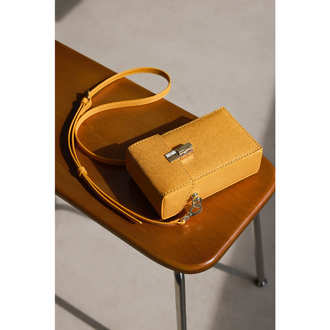 CUCUBIRD Leather Phone Bag DIY Kit ?