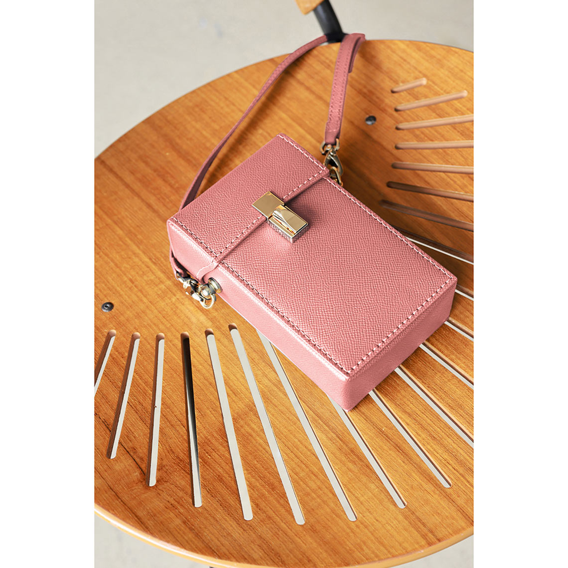 CUCUBIRD Leather Phone Bag DIY Kit ?