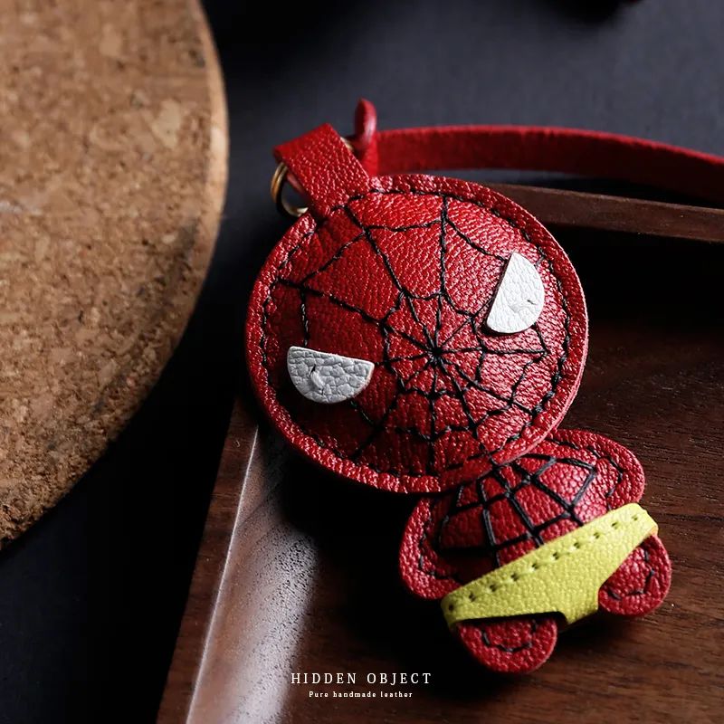 Tutorial-of-Sheep-Leather-Spiderman-Keychain-DIY-Kit CUCUBIRD