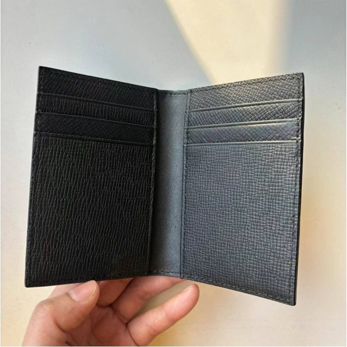 CUCUBIRD Leather Bifold Small Card Wallet  