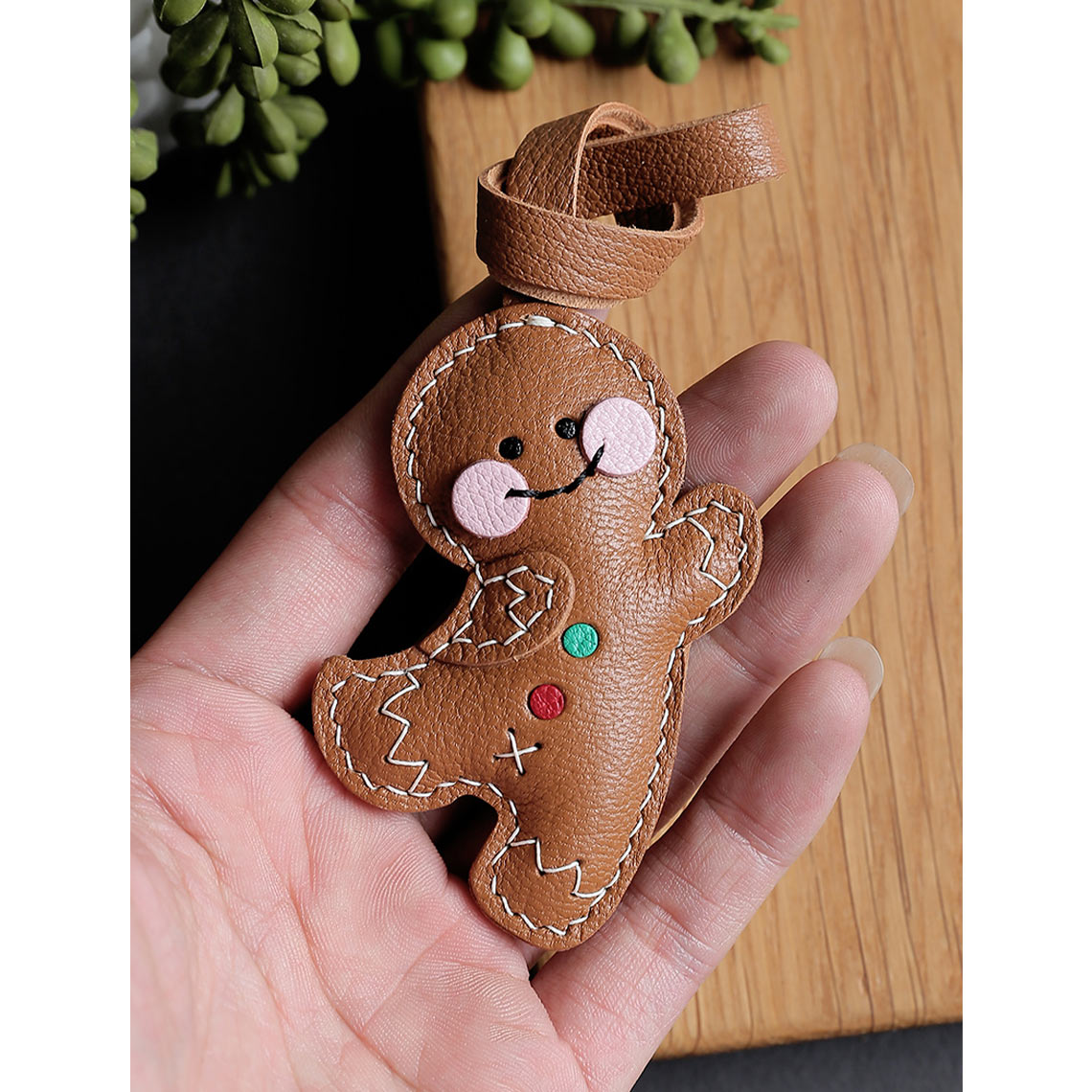 CUCUBIRD Sheep Leather Christmas Gingerbread Charm DIY Kit