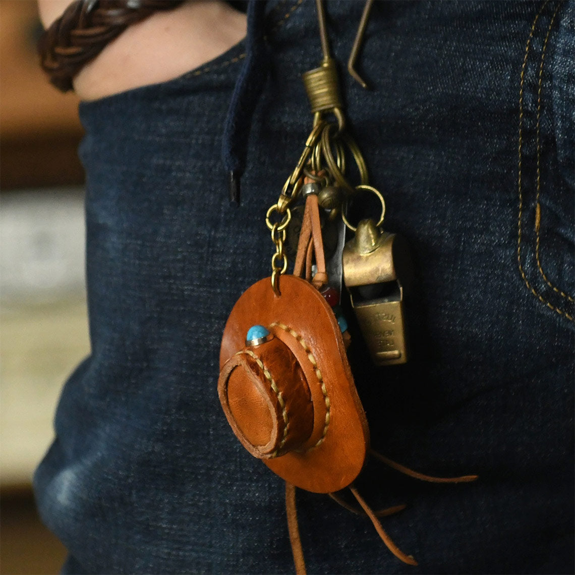 CUCUBIRD Handmade Leather Cowboy Hat Keychain  