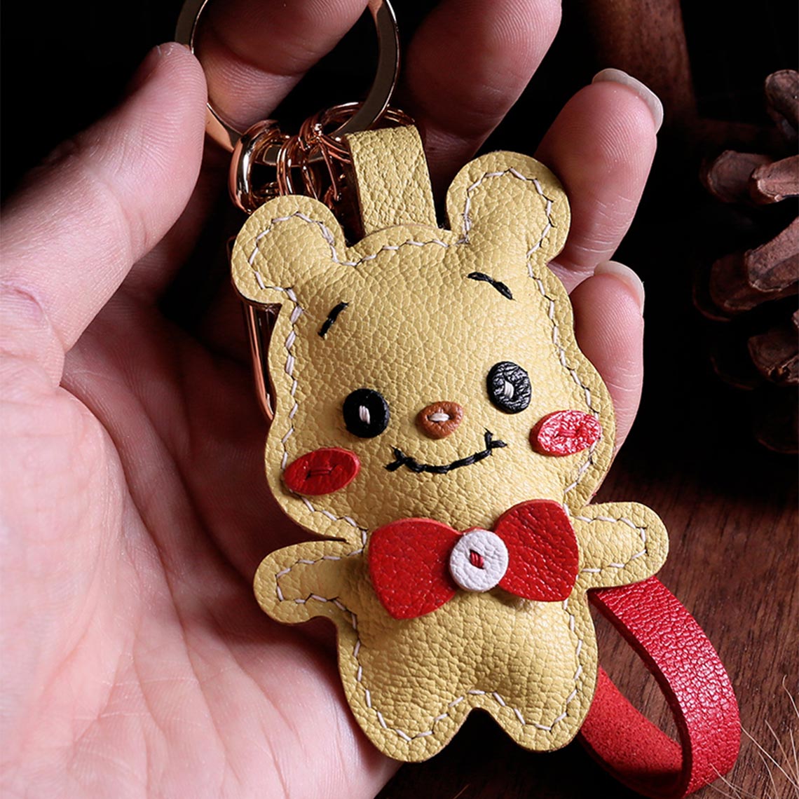 CUCUBIRD POPSEWING® Sheep Leather Cute Bear Keychain DIY Kit  