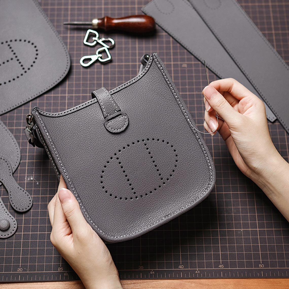 CUCUBIRD Eveline Bag Leather Mini Crossbody Bag DIY Kit - POPSEWING®  