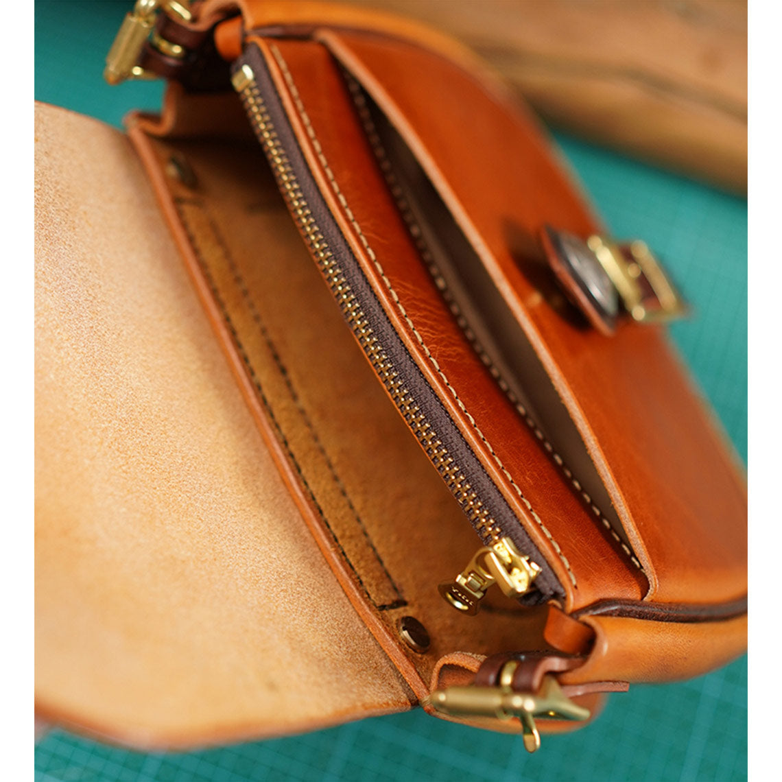 CUCUBIRD CUCUBIRD Vegetable Tanned Leather Retro Saddle Bag DIY Kit  