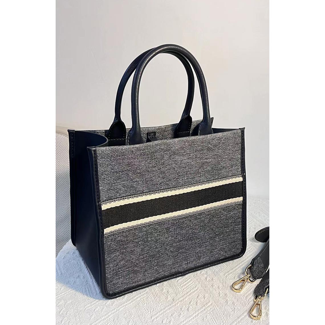 CUCUBIRD CUCUBIRD Leather Book Tote Bag DIY Kits  