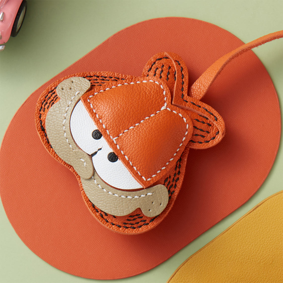 CUCUBIRD POPSEWING® Sheep Leather Garfield Cat Keychain DIY Kit  
