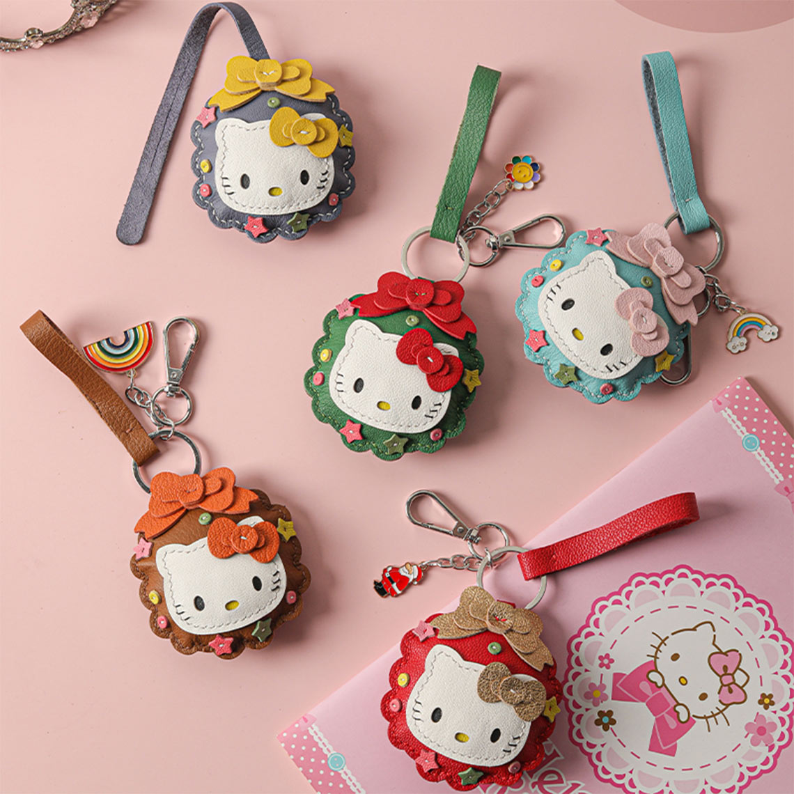 CUCUBIRD POPSEWING® Sheep Leather Christmas Vibe Kitty Keychain DIY Kit  