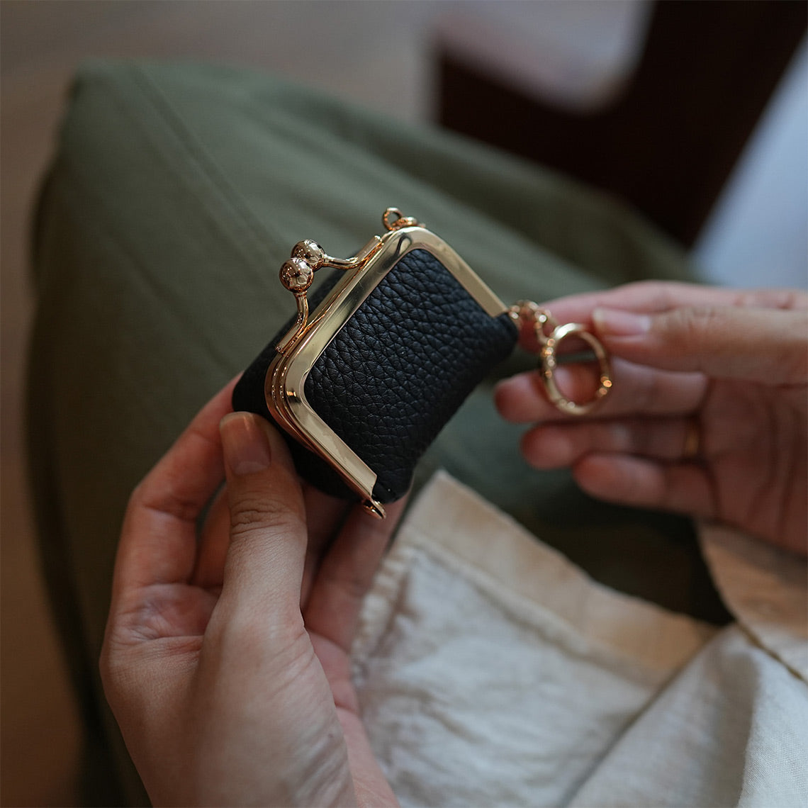 CUCUBIRD Top Grain Leather Kiss Lock Mini Bag  