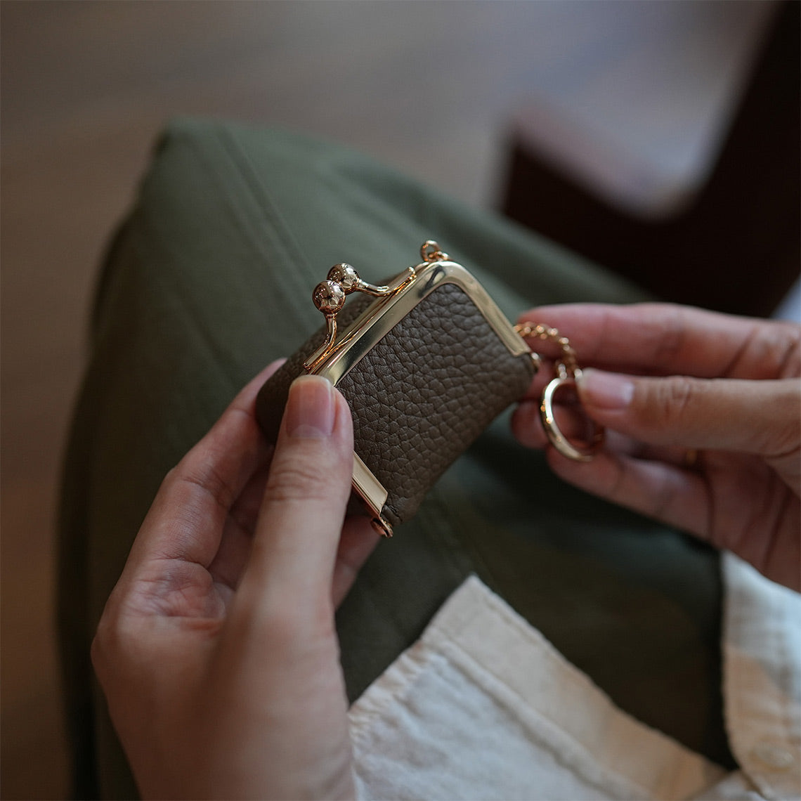 CUCUBIRD Top Grain Leather Kiss Lock Mini Bag  