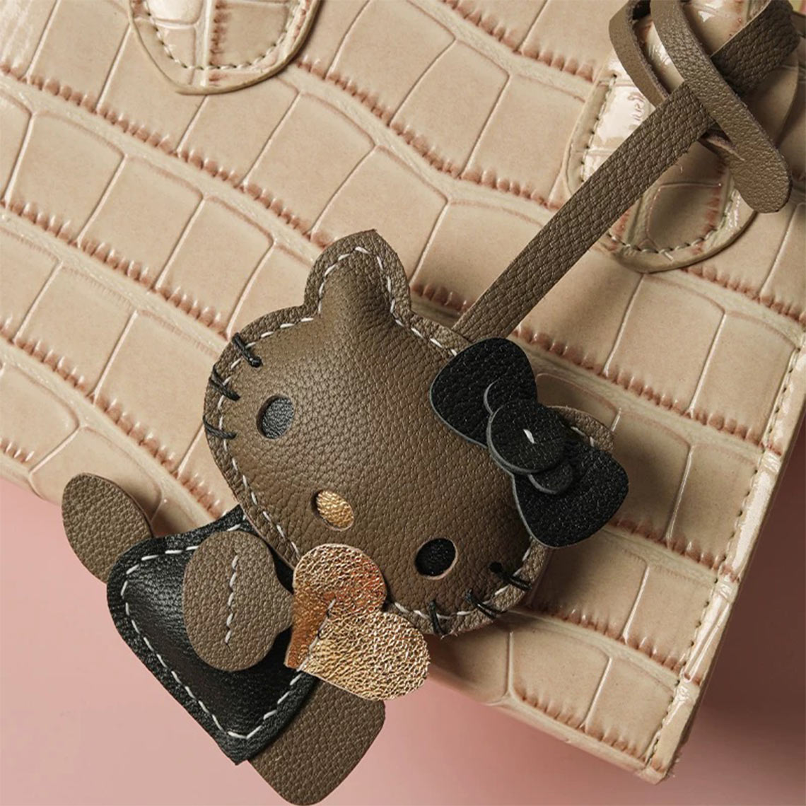 CUCUBIRD POPSEWING® Sheep Leather Loving Heart Kitty Keychain DIY Kit Black 