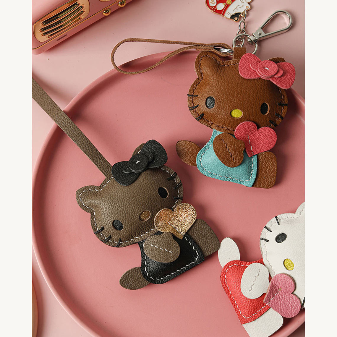 CUCUBIRD POPSEWING® Sheep Leather Loving Heart Kitty Keychain DIY Kit  