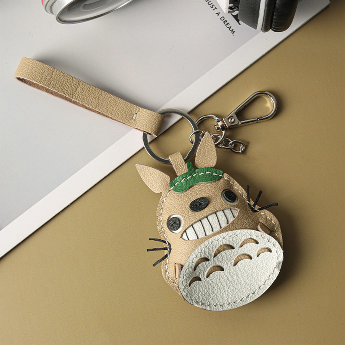 CUCUBIRD POPSEWING® Sheep Leather Totoro Cat Keychain DIY Kit Khaki 
