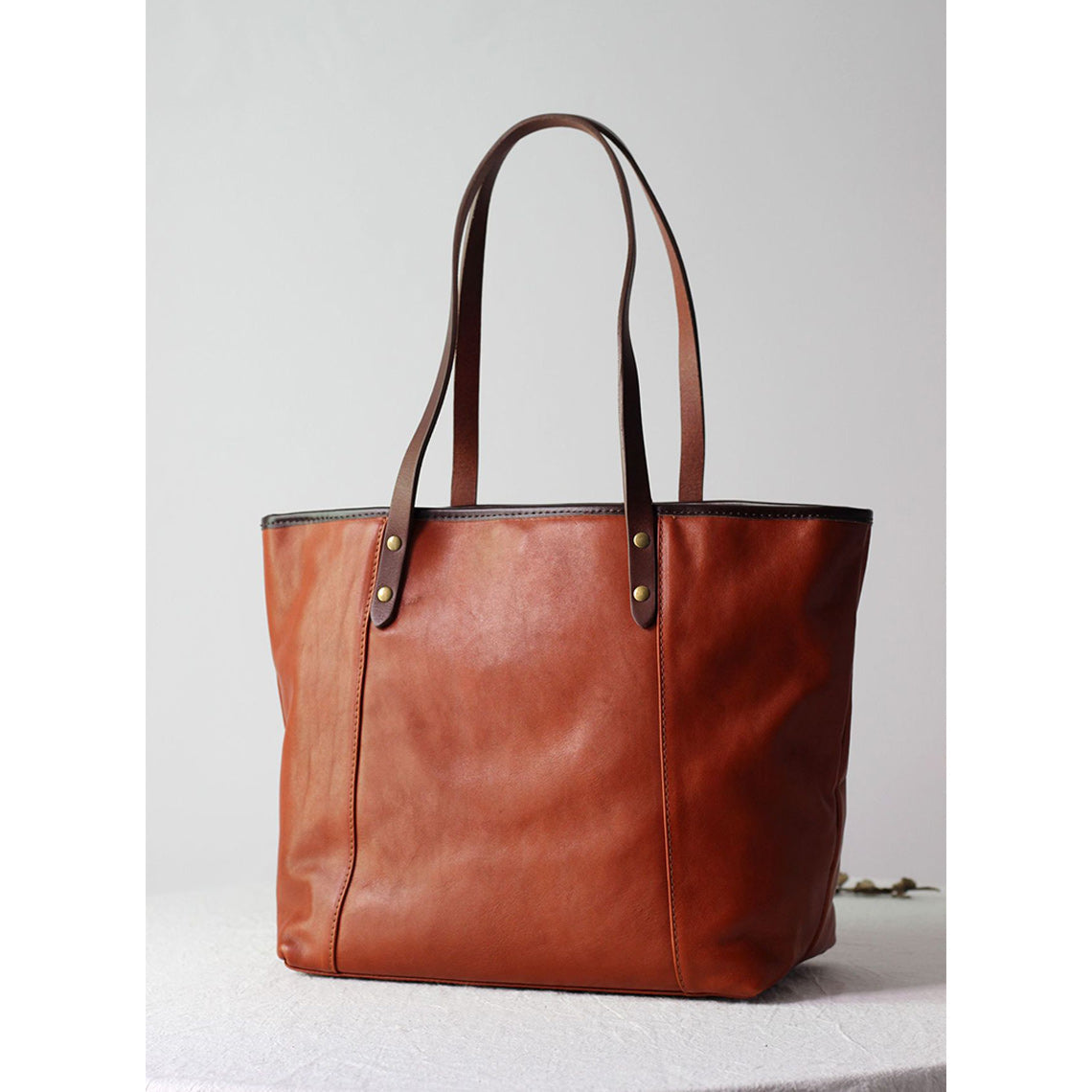 CUCUBIRD Vegetable Tanned Leather Classic Women Tote Bag  