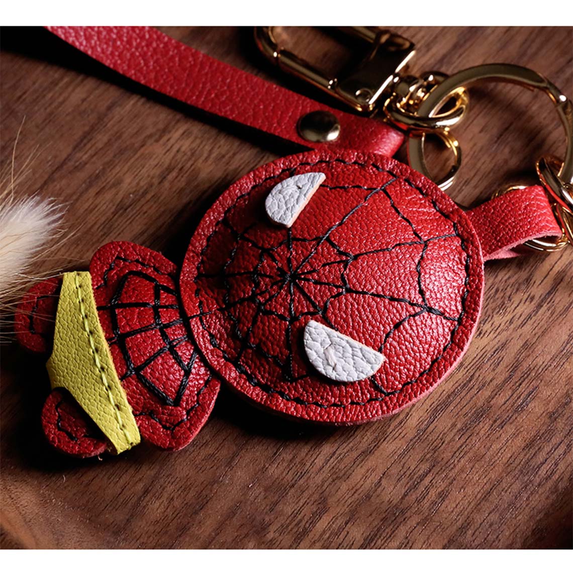 CUCUBIRD POPSEWING® Sheep Leather Spiderman Keychain DIY Kit  