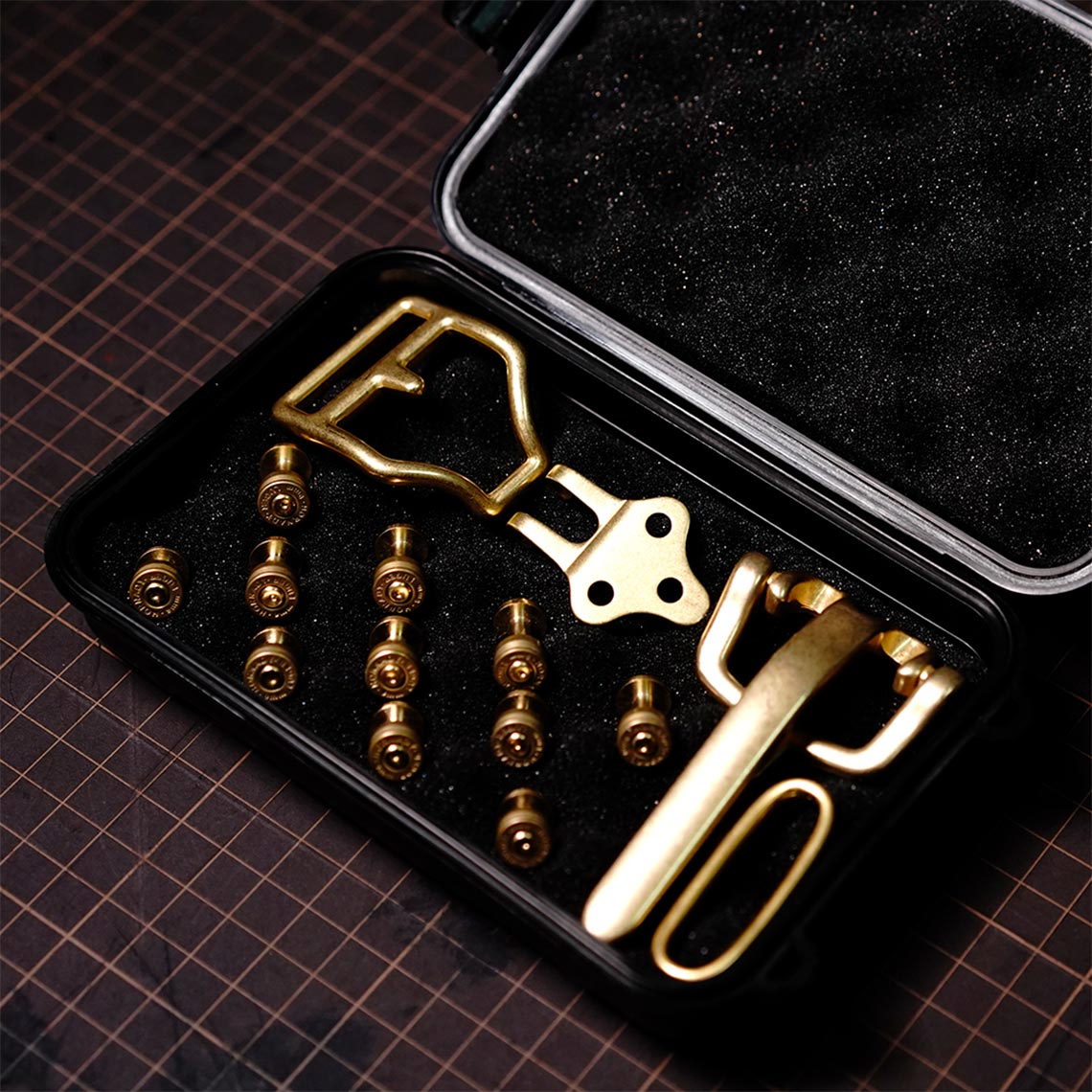 CUCUBIRD POPSEWING® Full Grain Leather Knight Buckle Cowboy Belt DIY Kit  