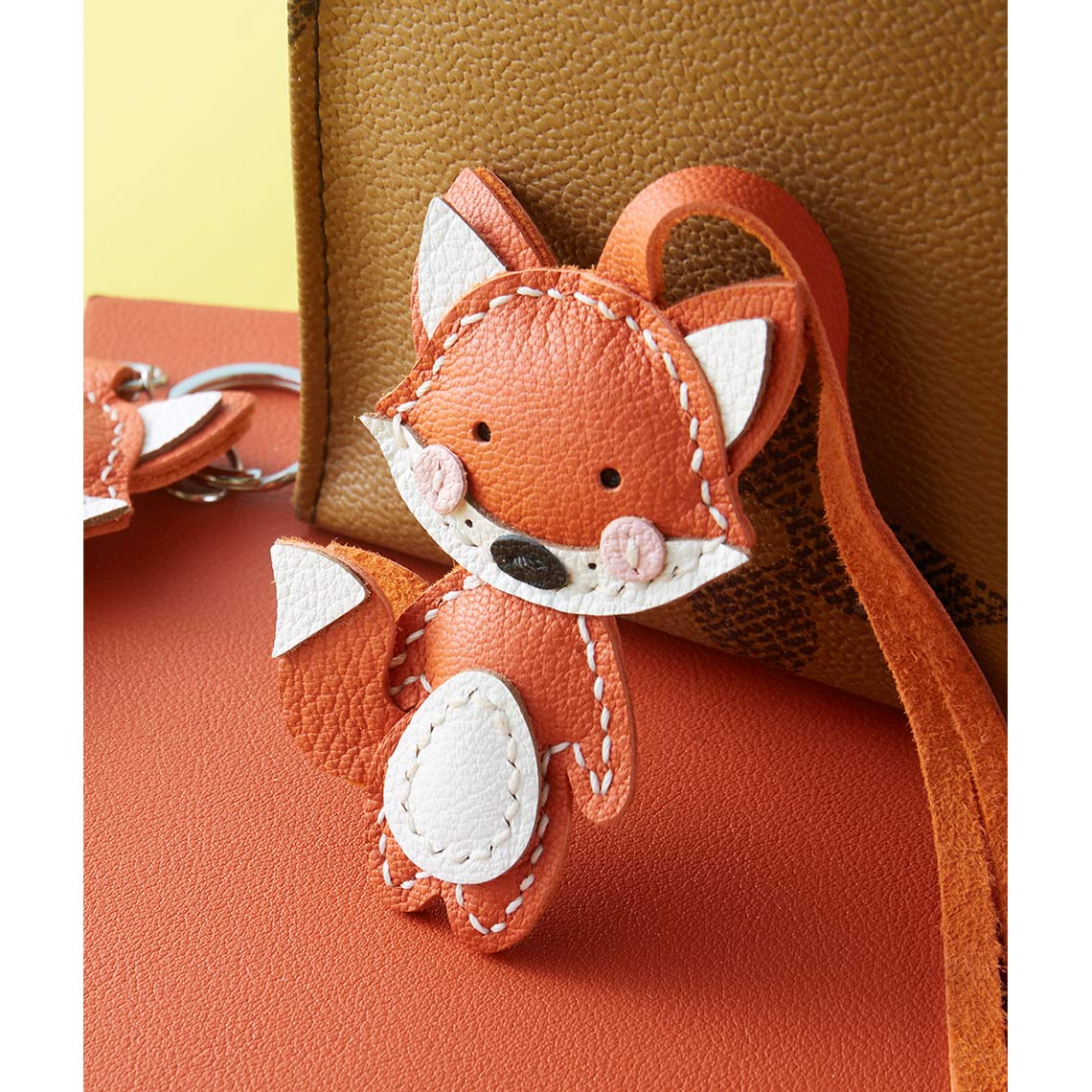 CUCUBIRD POPSEWING® Sheep Leather Little Fox Keychain DIY Kit  