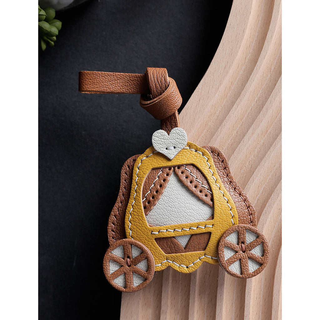 CUCUBIRD POPSEWING® Sheep Leather Pumpkin Carriage Bag Charm DIY Kit  