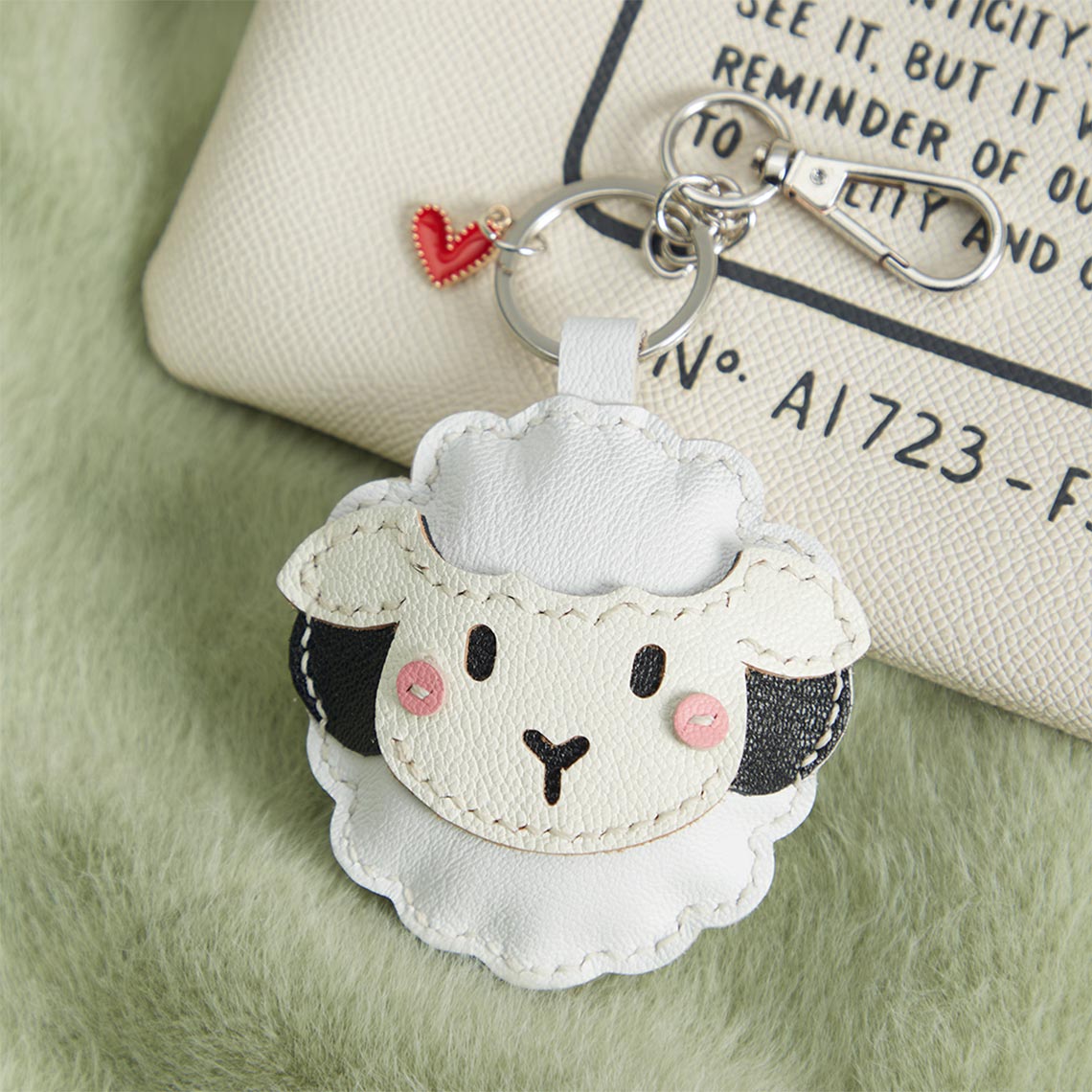 CUCUBIRD POPSEWING® Sheep Leather Sheep Keychain DIY Kit  