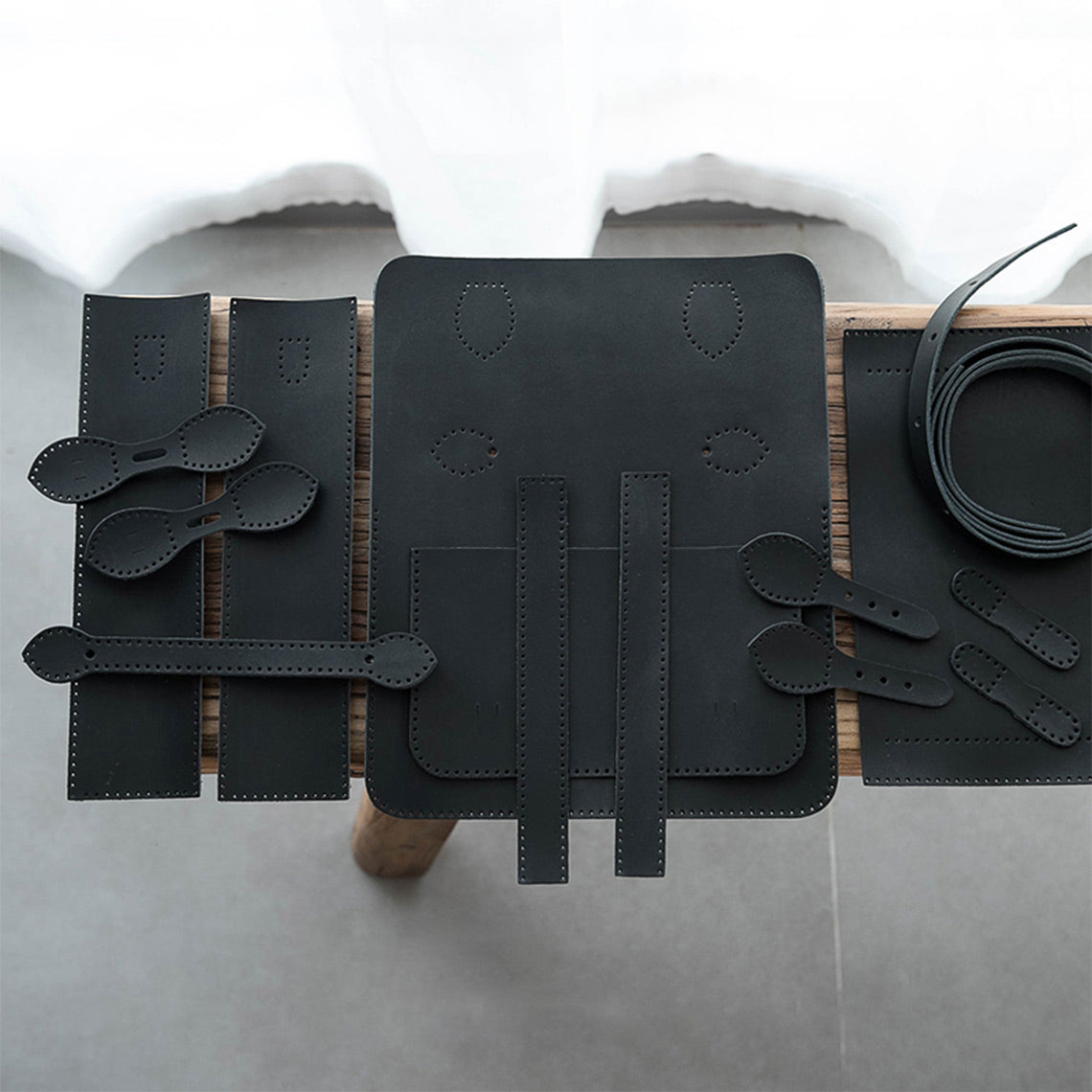 CUCUBIRD Vegetable Tanned Leather Satchel Crossbody Bag DIY Kits Black - Veg tanned leather 