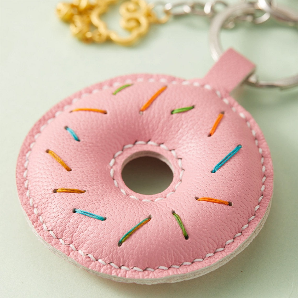 CUCUBIRD Sheep Leather Doughnut Keychain DIY Kits Pink 