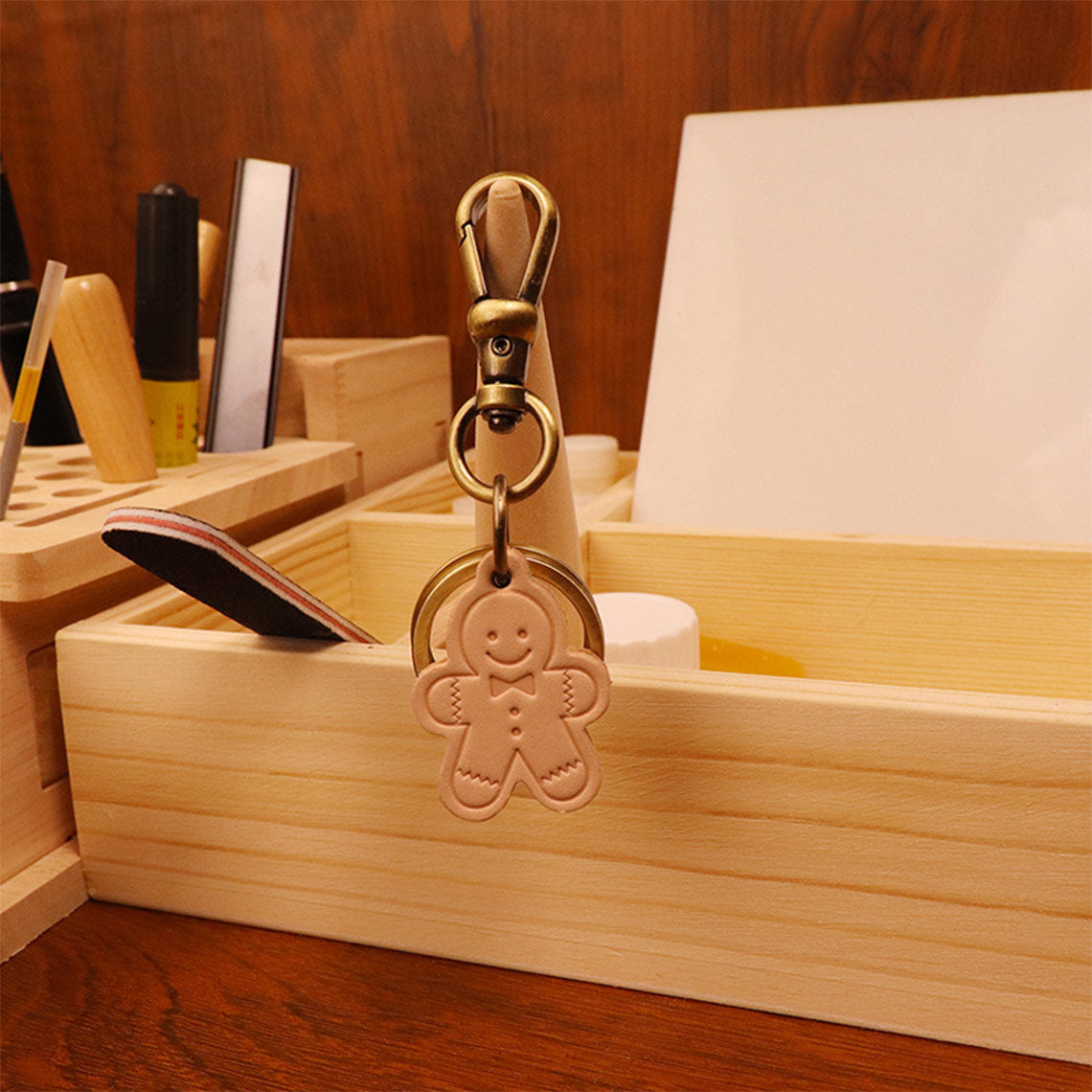 CUCUBIRD Vegetable Tanned Leather Gingerbread Keychain Gingerbread Men - 2 