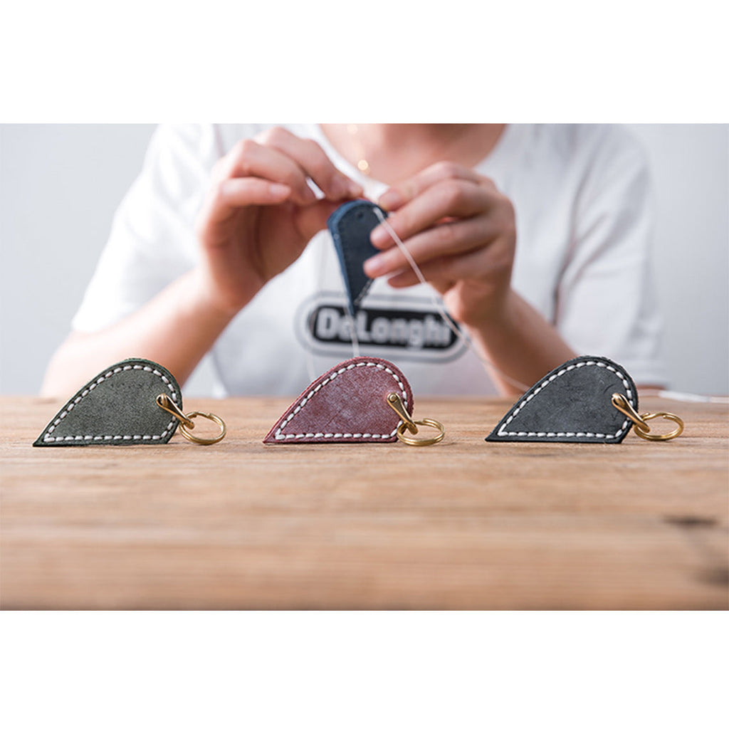 CUCUBIRD Leather Couple Loving Heart Keychain DIY Kits  