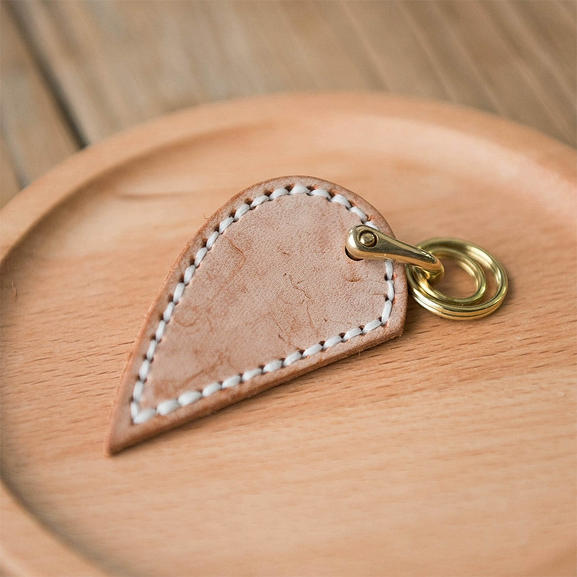 CUCUBIRD Leather Couple Loving Heart Keychain DIY Kits One Heart / Wax Leather - Brown 