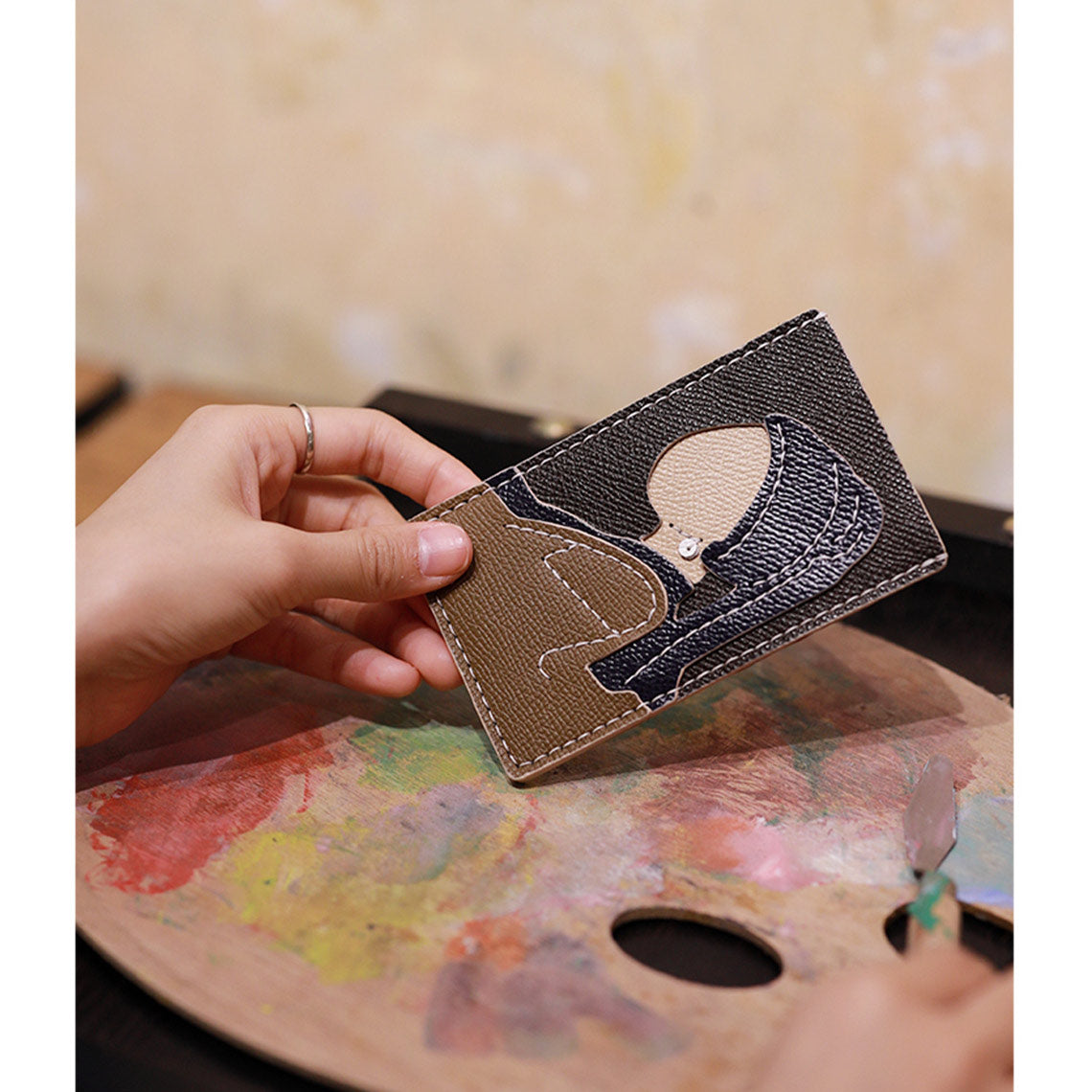 CUCUBIRD Leather Painting Card Holder DIY Kit Finished Product / Maid 