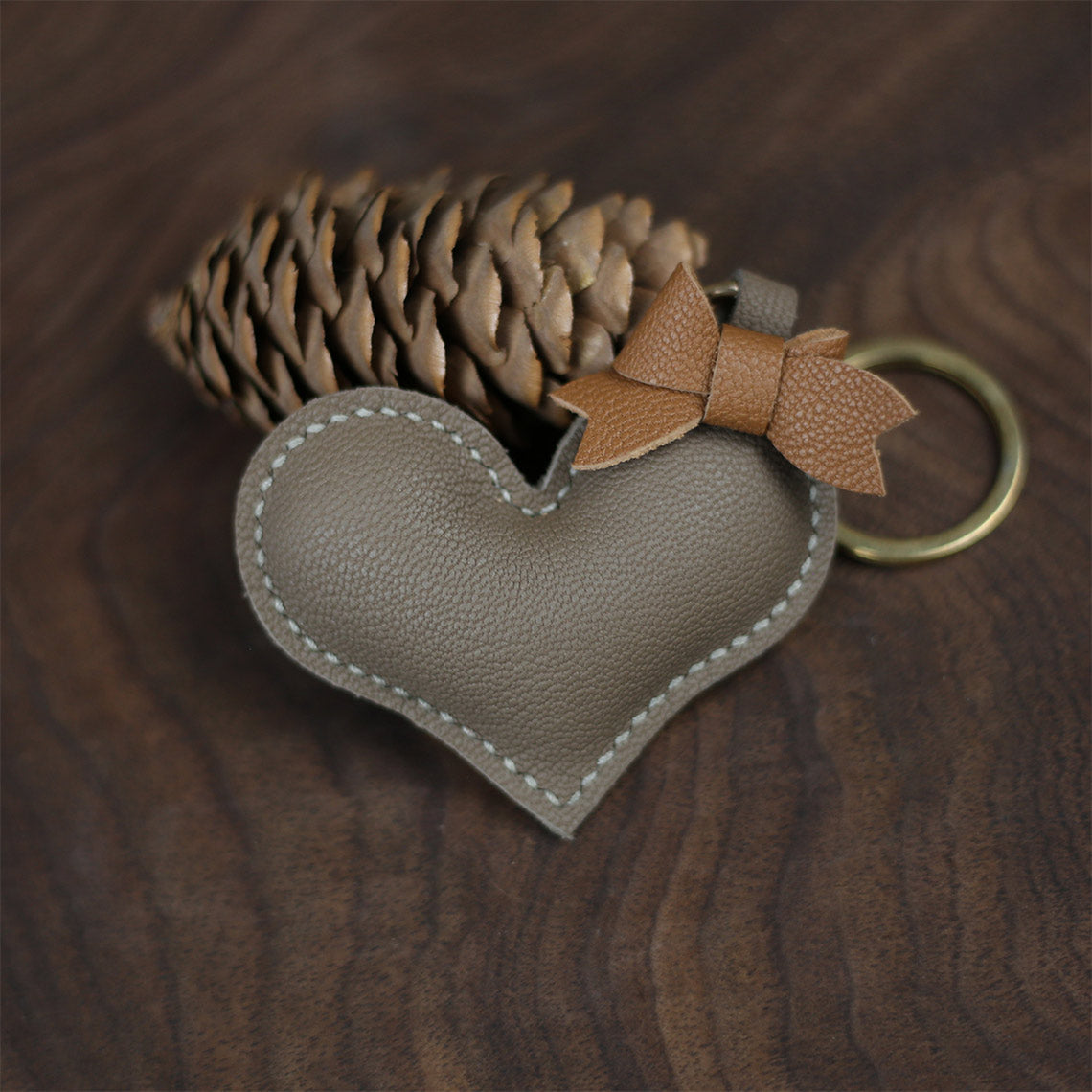 Sheep Leather Loving Heart Keychain DIY Kit - CUCUBIRD