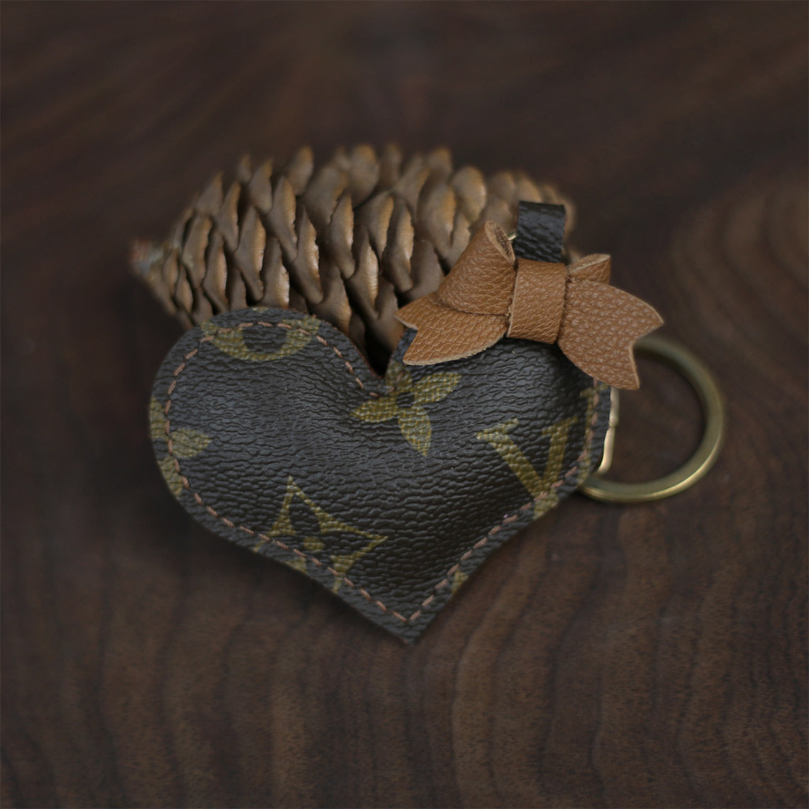 CUCUBIRD Sheep Leather Loving Heart Keychain DIY Kit Monogram 