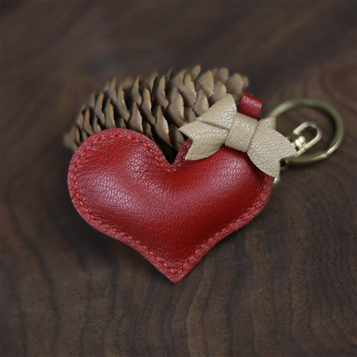 CUCUBIRD Sheep Leather Loving Heart Keychain DIY Kit Red 