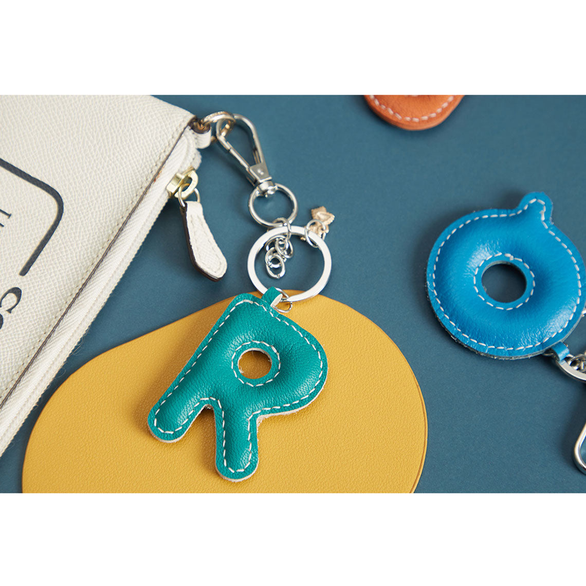 CUCUBIRD Sheep Leather Initials Keychain DIY Kit R 