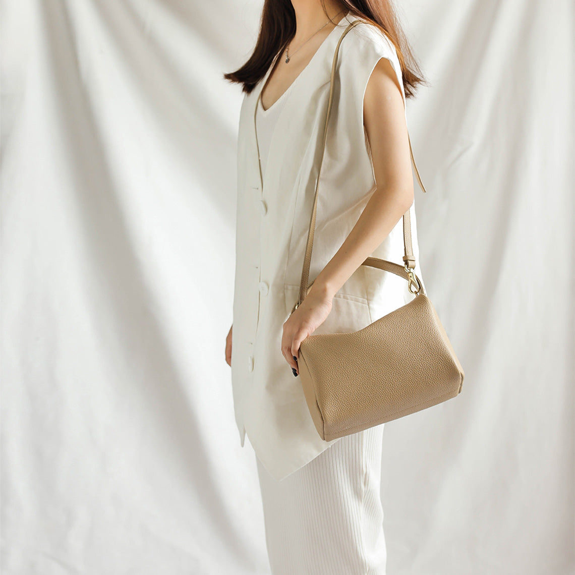 CUCUBIRD Top Grain Leather Design Pillow Bag DIY Kit  