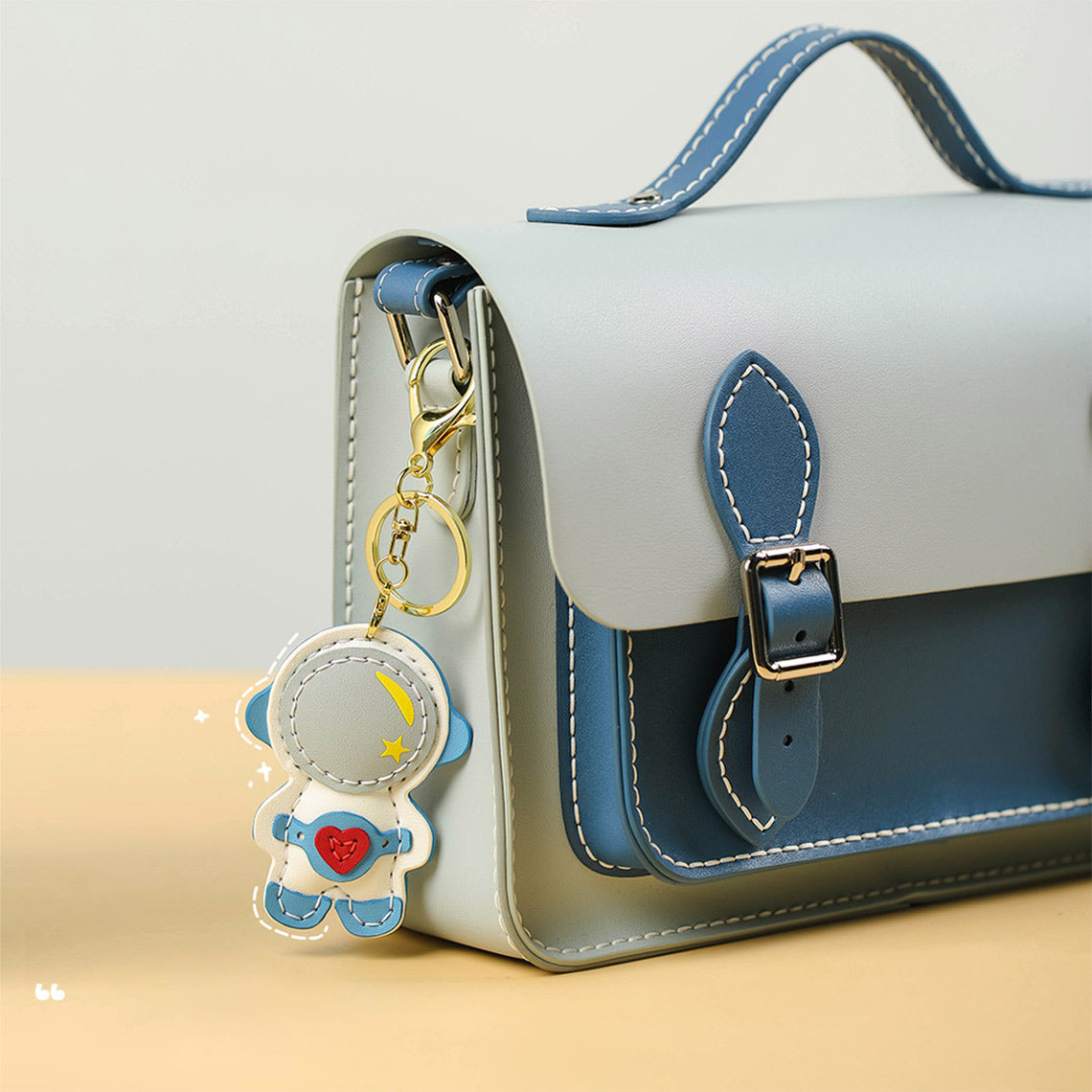 CUCUBIRD Leather Spacemen & Spaceship Keychain DIY Kit  