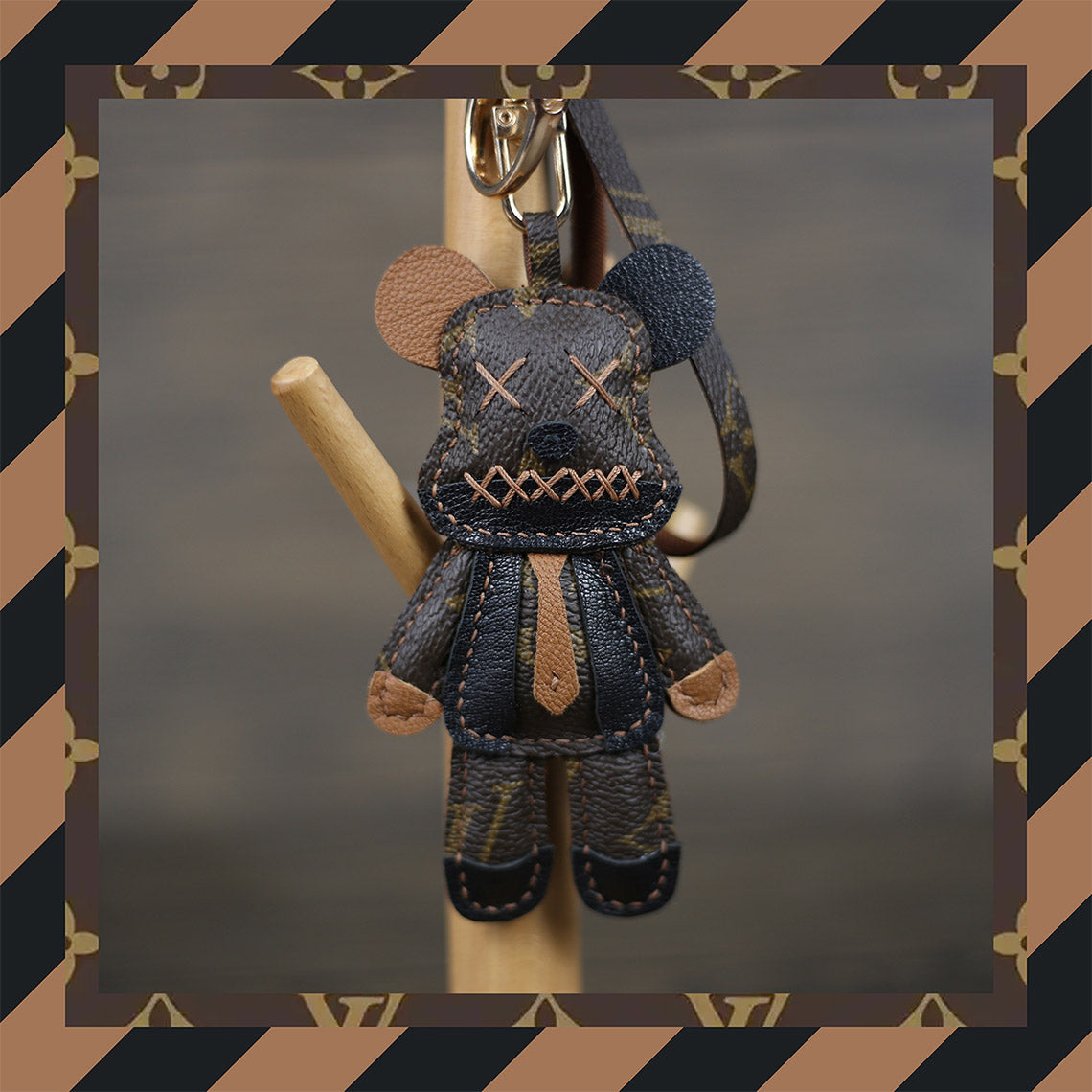 CUCUBIRD Leather Violent Bear Keychain Charm DIY Kit Monogram 